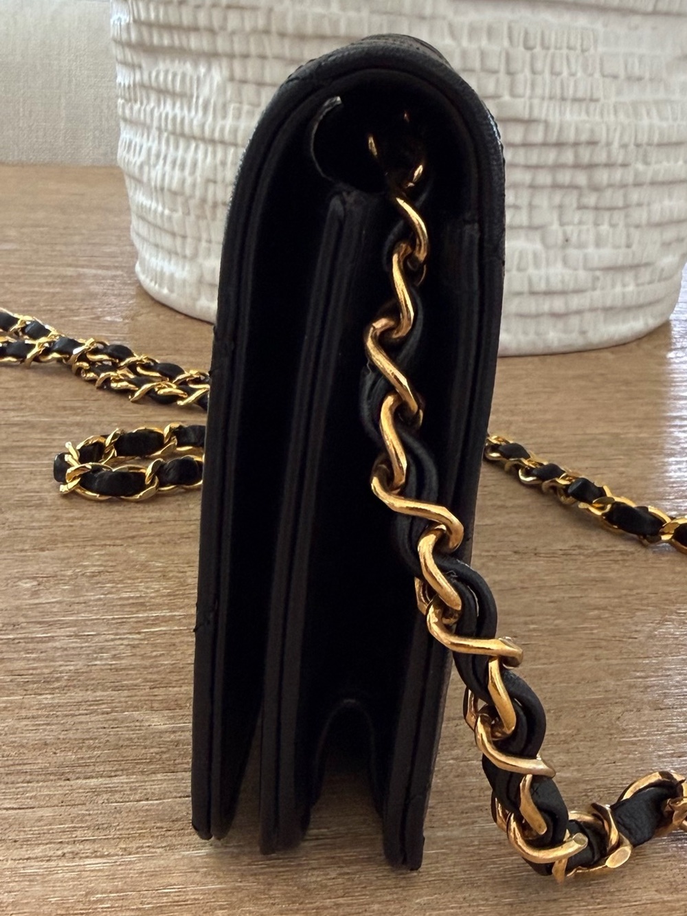 CHANEL Black Quilted Lambskin Crossbody with Gold Chain - Picture 4 of 13